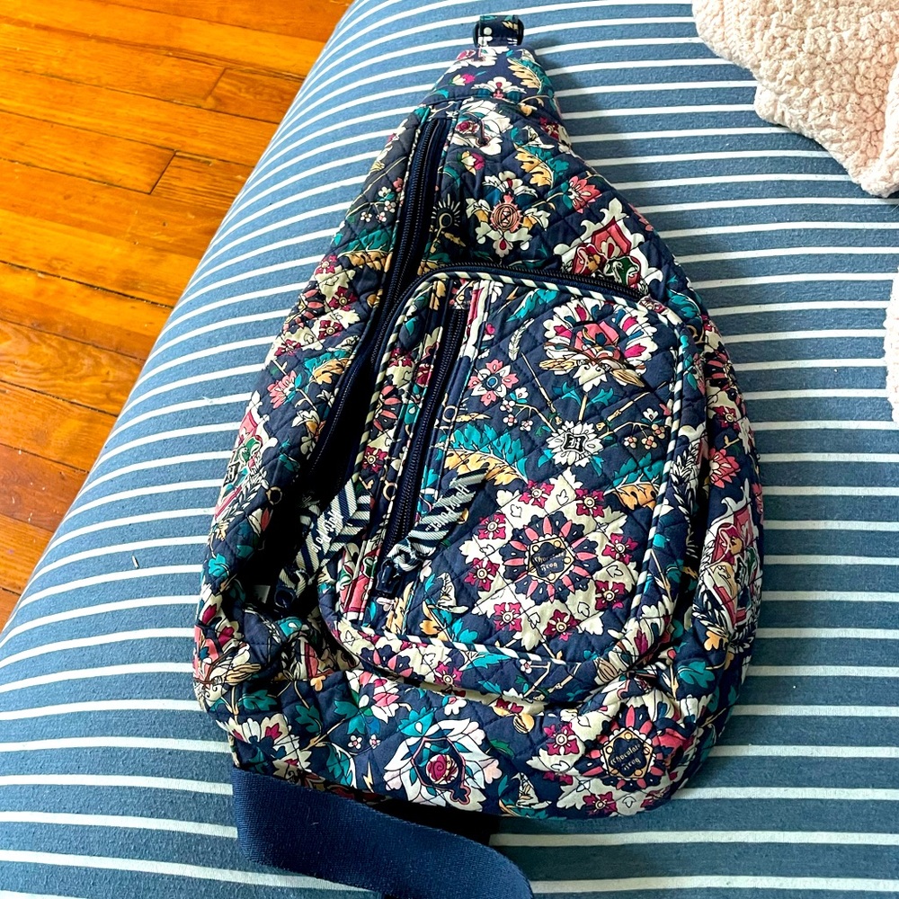 Vera Bradley Harry Potter purse. Some staining on inside pocket.